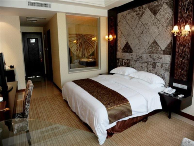 Xiamen Wanjia Oriental Hotel Exterior photo